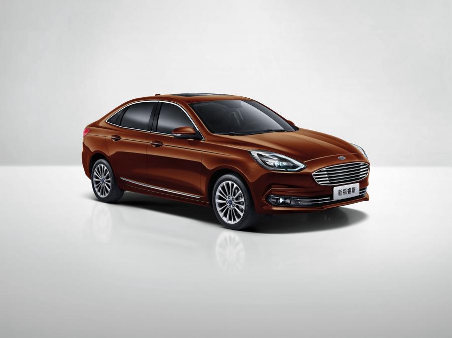  Ford Escort 2018 года  (CN) (фото 1 из 3)